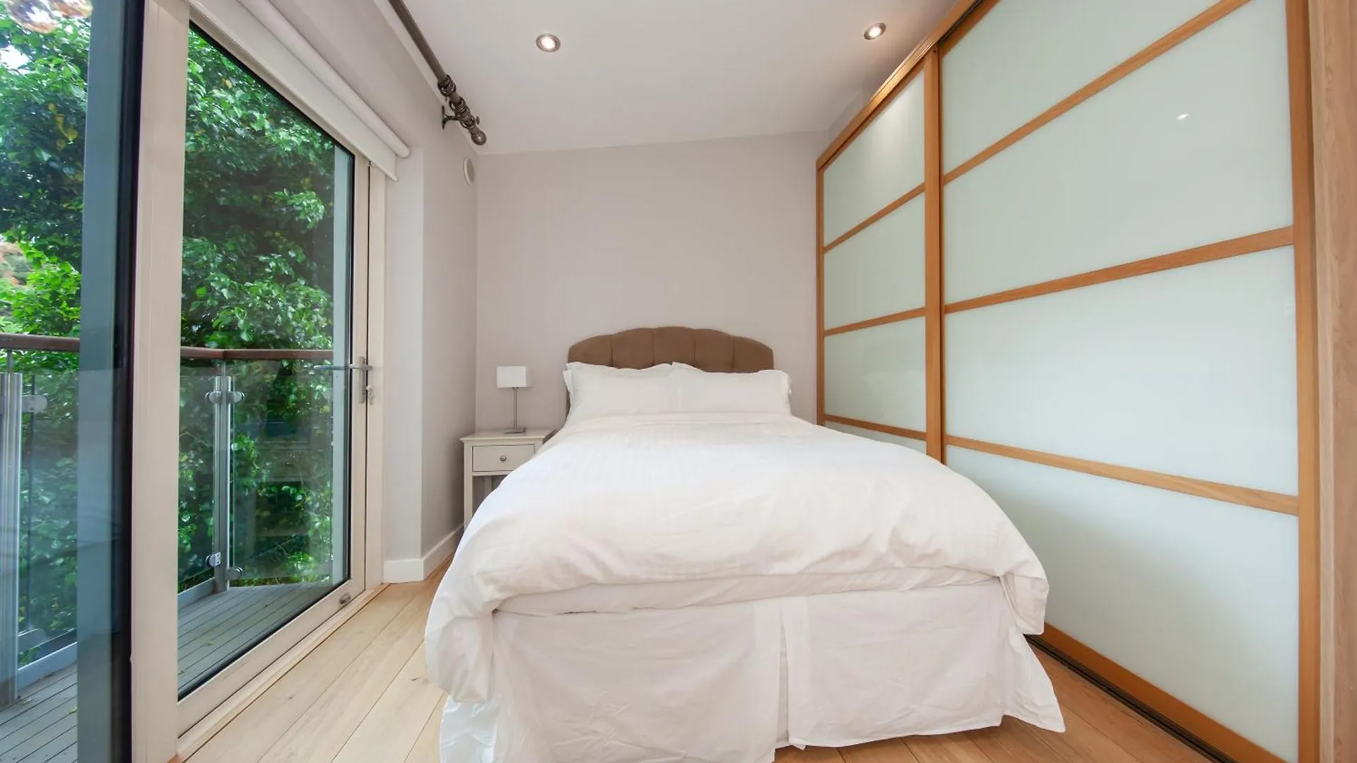 Casa de Férias Luxe Dublin 4 Retreat With 3 Bedrooms
