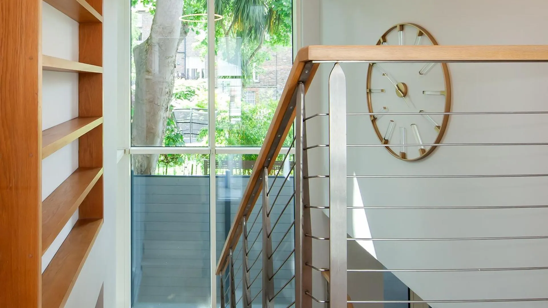 Luxe Dublin 4 Retreat With 3 Bedrooms Casa de Férias
